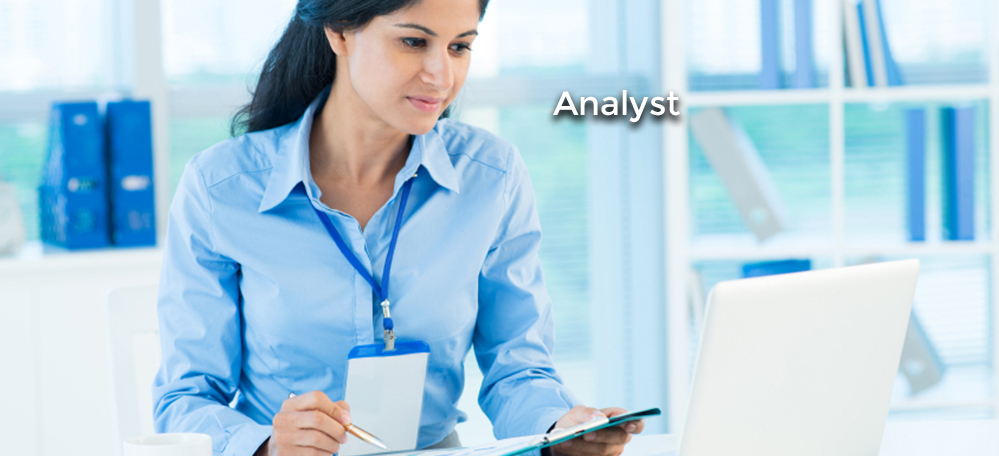 analyst two words small